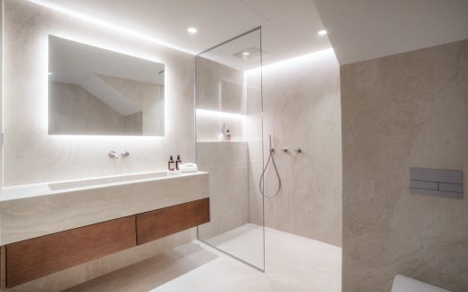 Duplex Penthouse Nueva Andalucía Marbella Sea Views