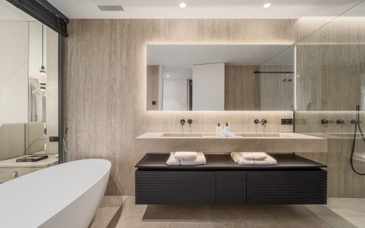 Sea View Apartment in La Cerquilla Nueva Andalucía