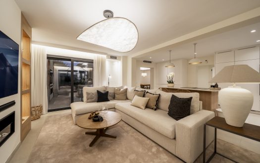 Beachside Villa San Pedro Renovated