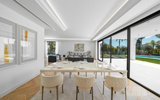 Villa for sale Lomas de Marbella Club Golden Mile