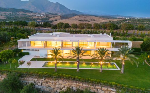 GOLF VIEWS VILLA CASARES