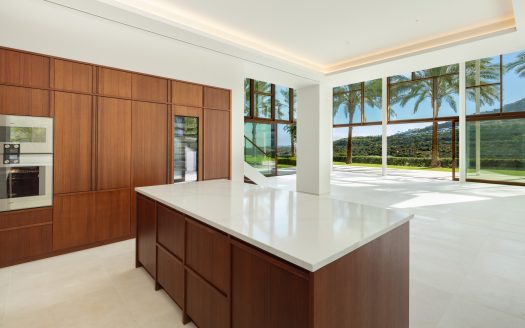 High-End Villa for Sale in Casares near Finca Cortesin