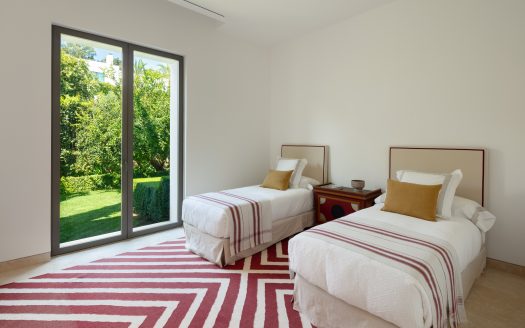 Contemporary Villa in Casares with Open Golf Views