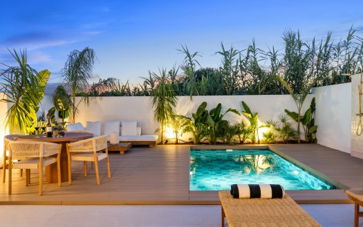 Stylish 3 Bedroom Townhouse in Nueva Andalucía